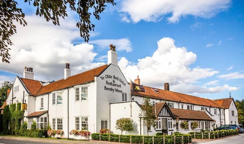 Ye Olde Bell Hotel & Spa 雷特福德 外观 照片